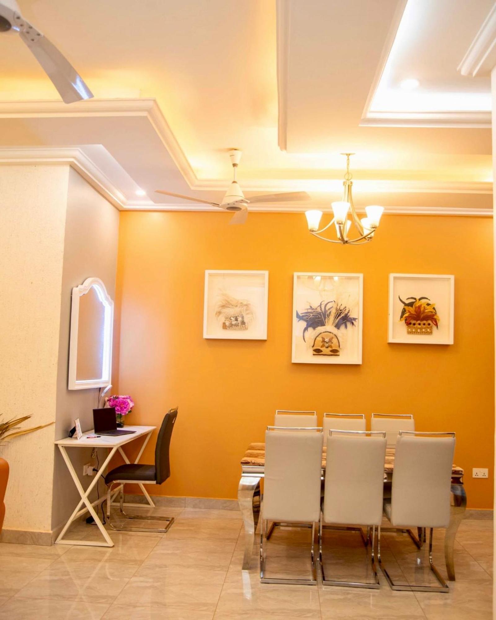 Seyramz Palace - Free Airport Pick Up - High Speed Starlink Wifi - Car Rental Тамале Экстерьер фото